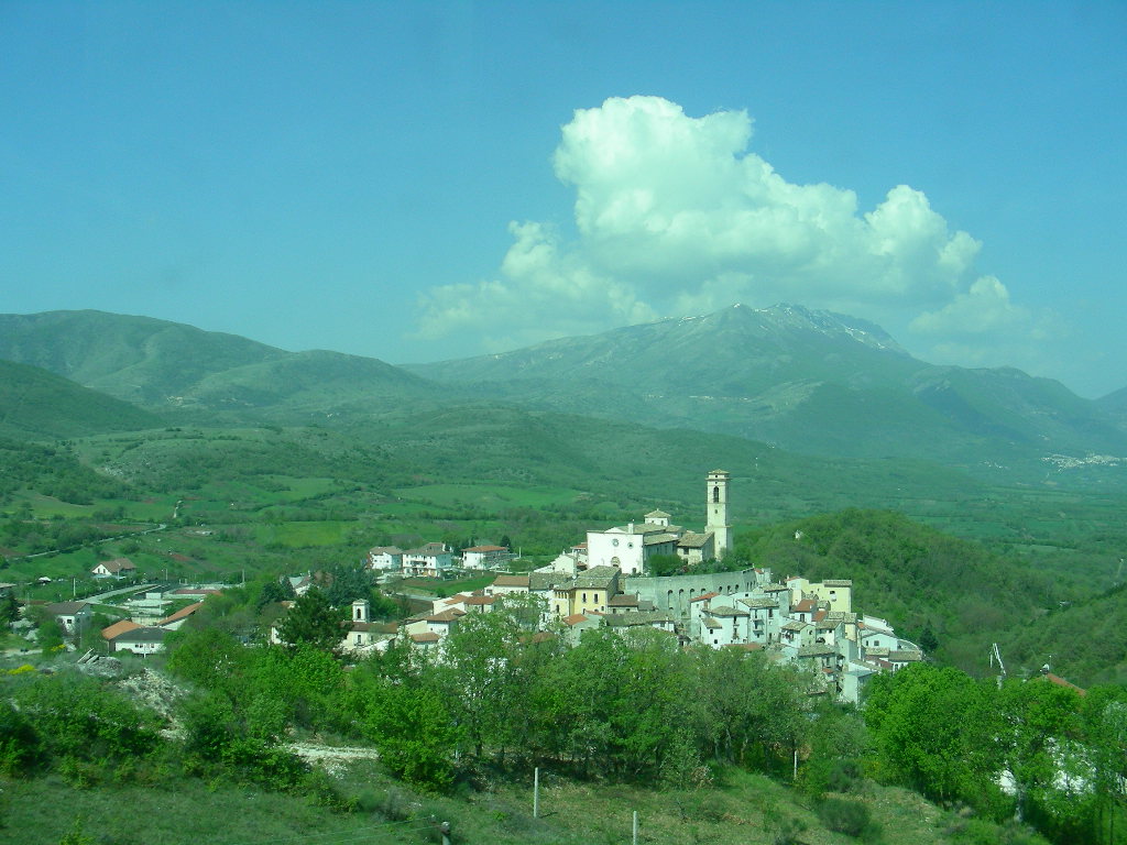 Valle Subequana ... e Castel Di Ieri  in Abruzzo